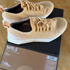 ALLBIRDS Tree Flyer Lux Beige 9.5